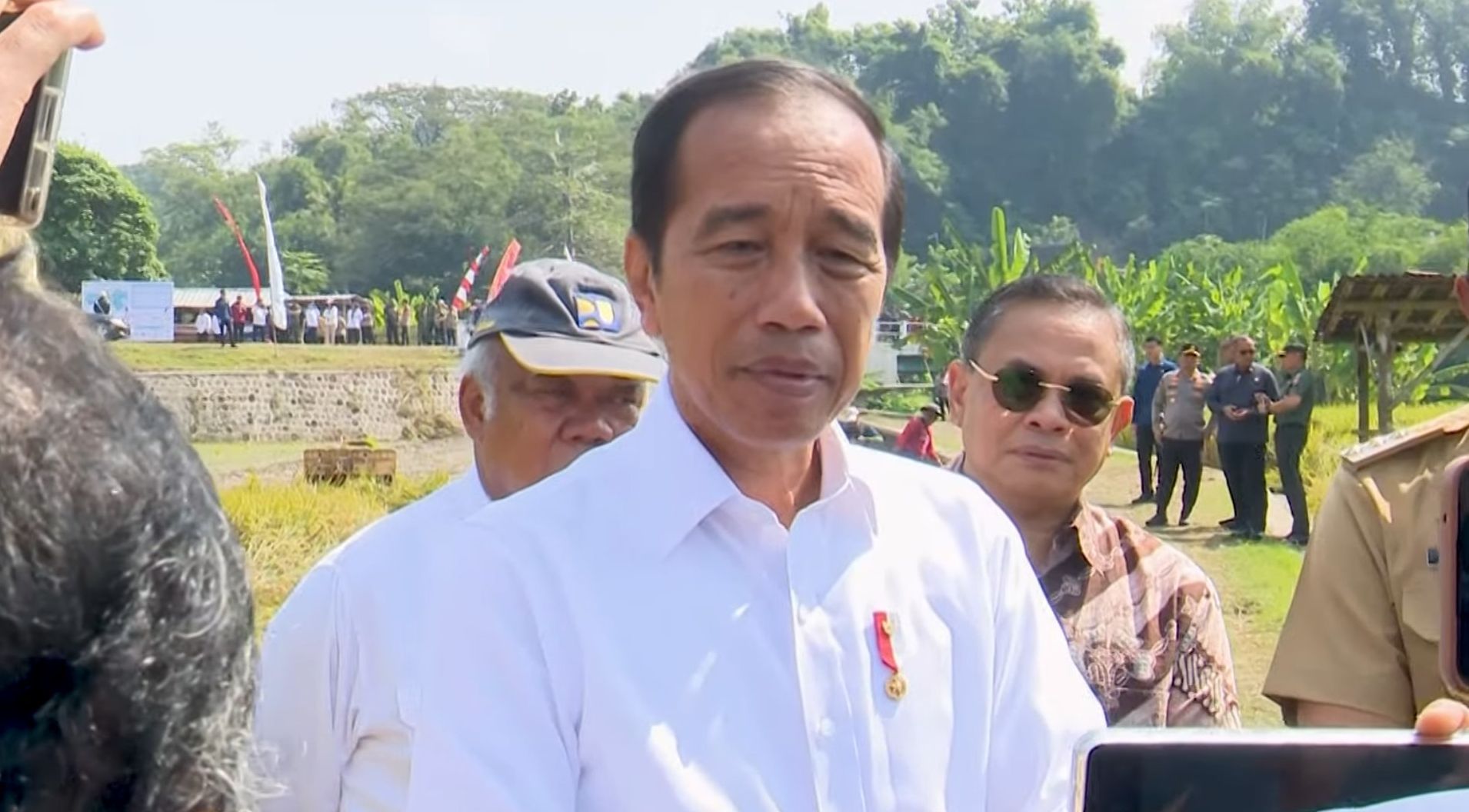 Kunjungan Kerja, Jokowi Tinjau Pompanisasi di Desa Krendowahono Karanganyar