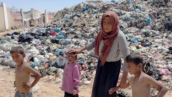 Pedih, Warga Gaza Kini Hidup Berdampingan dengan Sampah dan Hewan Pengerat