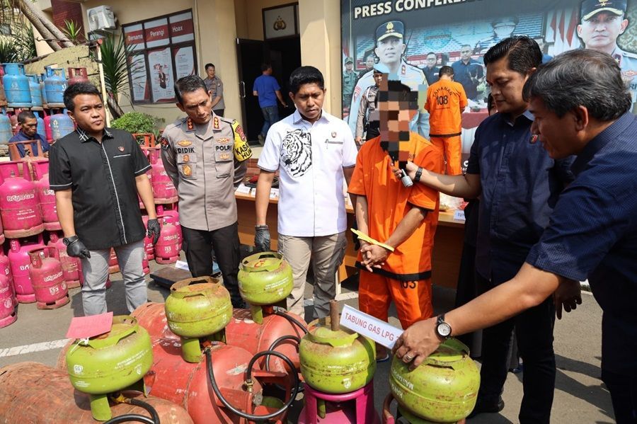Polisi Tangkap Sindikat Pengoplos Gas Elpiji di Cilegon: Sehari Produksi 400 Tabung Gas Oplos!