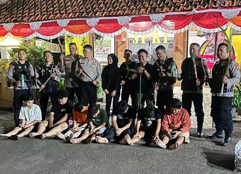 Polisi Tangkap 7 Remaja Pelaku Tawuran di Jakbar: Ada Bom Molotov Disita!