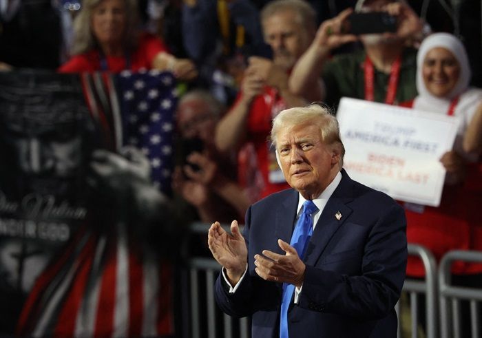 Donald Trump Janji Berantas Gerakan LGBT dan Transgender Jika Terpilih: Itu Virus yang Merusak!