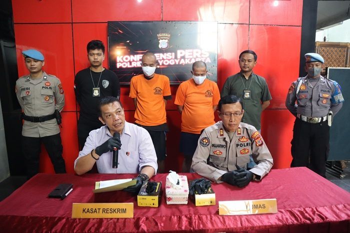 Kuras Saldo Rekening Lebih dari 400 Juta Milik Seorang Nenek, Polresta Yogyakarta Ringkus Dua Pemuda Pelaku Gendam, Ini Kronologinya
