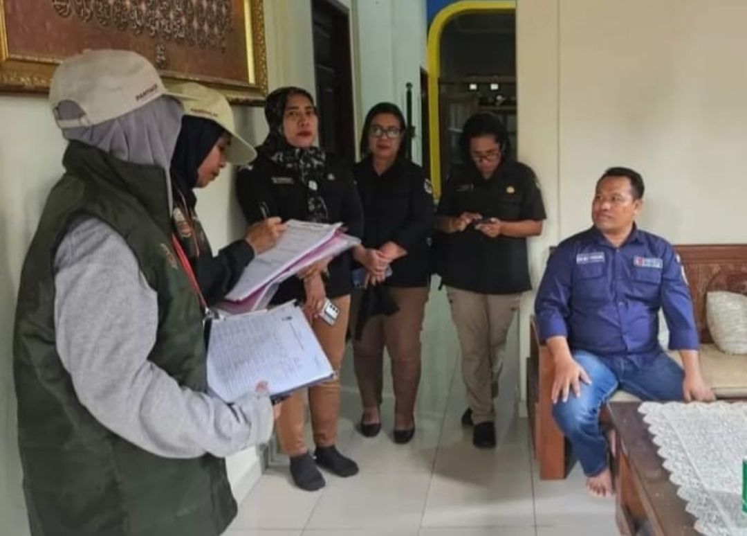 Dampak Banjir, Tahapan Coklit pada 10 Desa di Buru Dihentikan Sementara