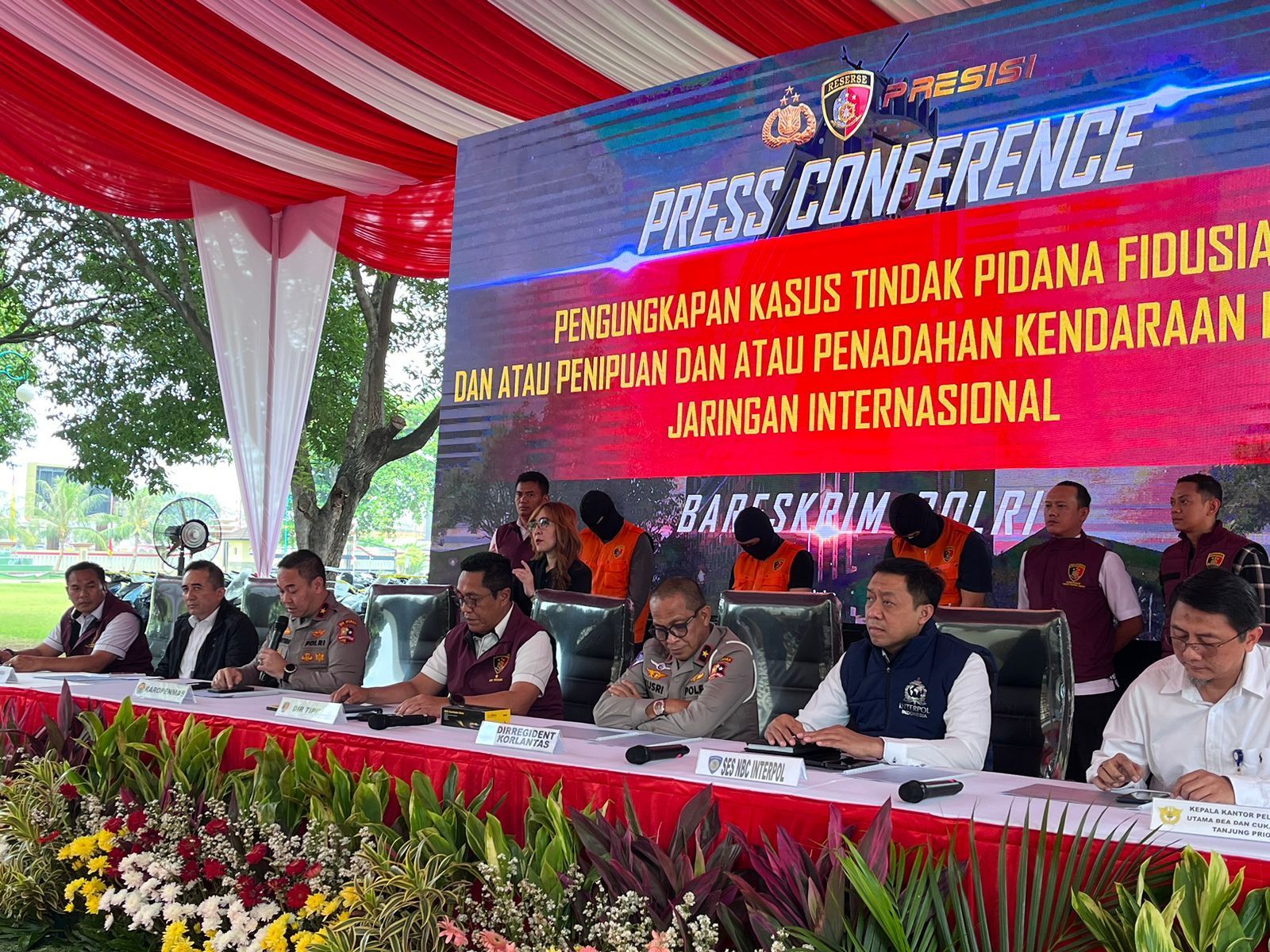 Bareskrim Tangkap Jaringan Penipuan Internasional, Ratusan Unit Motor Baru Disita!