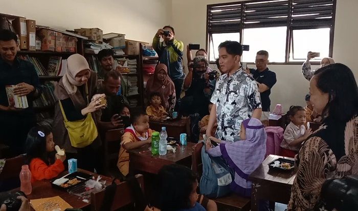 Tegaskan Makan Siang Gratis Diangka Rp 15.000, Gibran: Untuk Anak, Kita Gak Boleh Pelit!