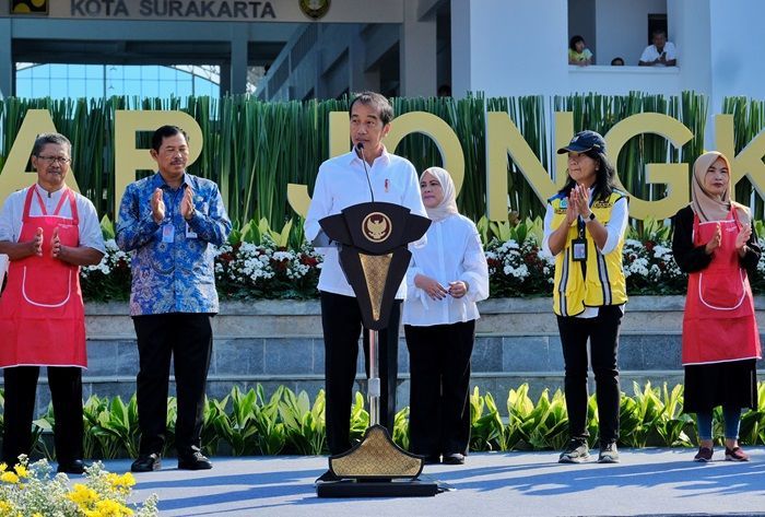 Resmikan Pasar Jongke Solo, Presiden Jokowi: Mall Saja Kalah