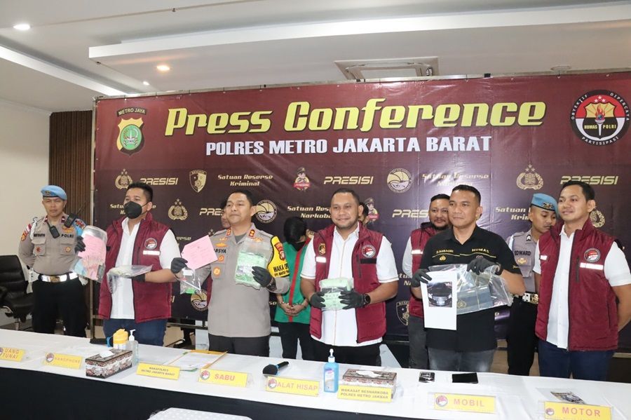 Tampang MU, DJ Asal Medan yang Jadi Kurir 11,3 Kg Sabu: Modus Tempel di Pintu Sedan Camry!