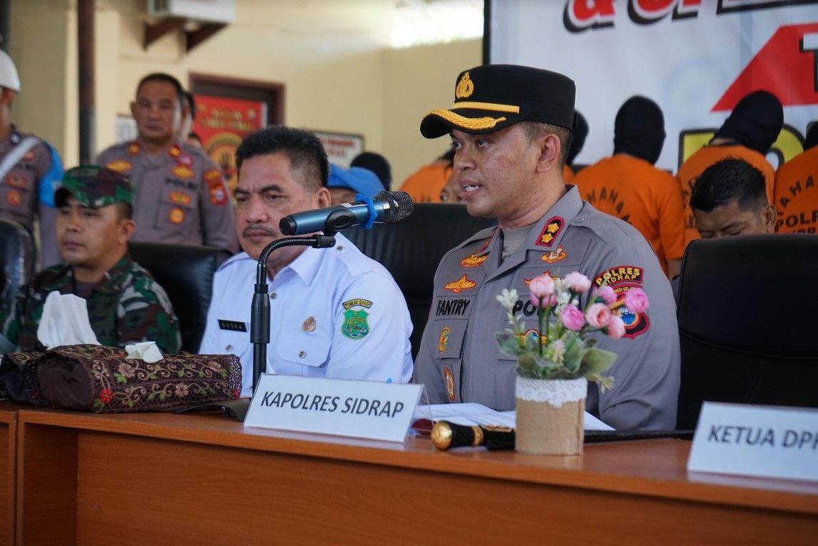 Razia Prostitusi Online di Sidrap: Polisi Bongkar Trik Mucikari untuk Raup Keuntungan