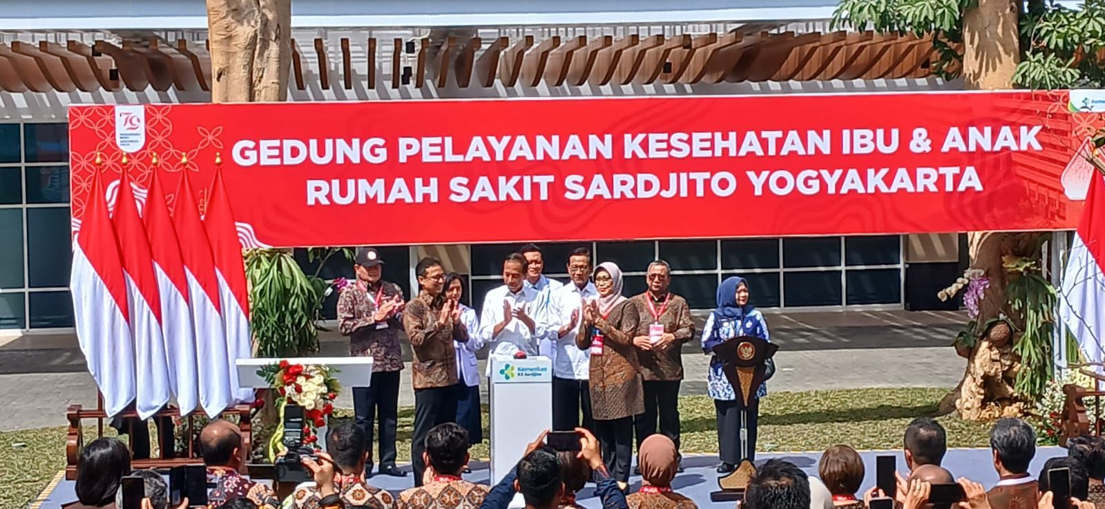 Presiden Jokowi Resmikan Gedung Baru Pelayanan Ibu dan Anak di RS Sardjito : Seperti Hotel Bintang 5!