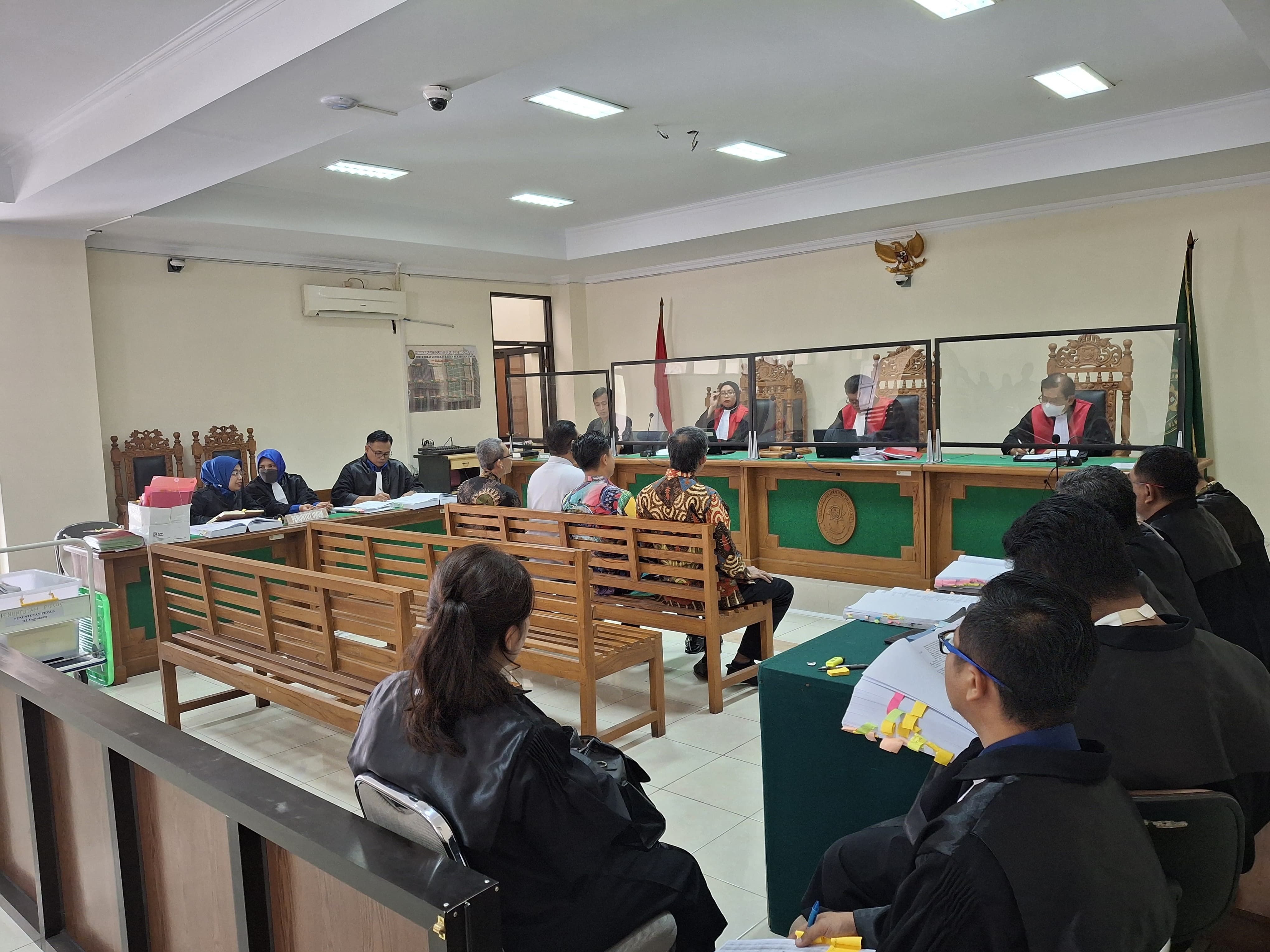 Terjerat Kasus Korupsi Tanah Kas Desa Rugikan Rp9 Miliar, Sismantoro Hadiri Sidang di Tipikor PN Yogyakarta