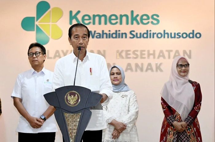 Presiden Jokowi Resmikan Gedung Pelayanan Kesehatan Ibu dan Anak di RS Wahidin Sudirohusodo Makassar