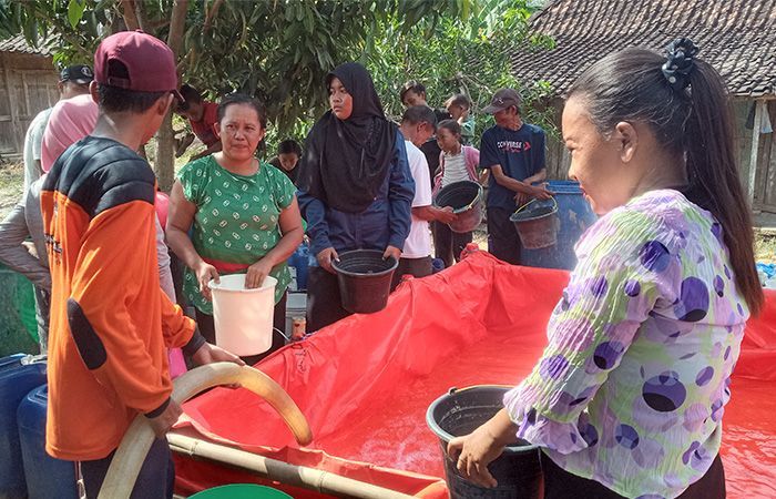 Warga Boyolali Kesulitan Air Bersih karena Kemarau Berkepanjangan, Sungai dan Sumur Kering