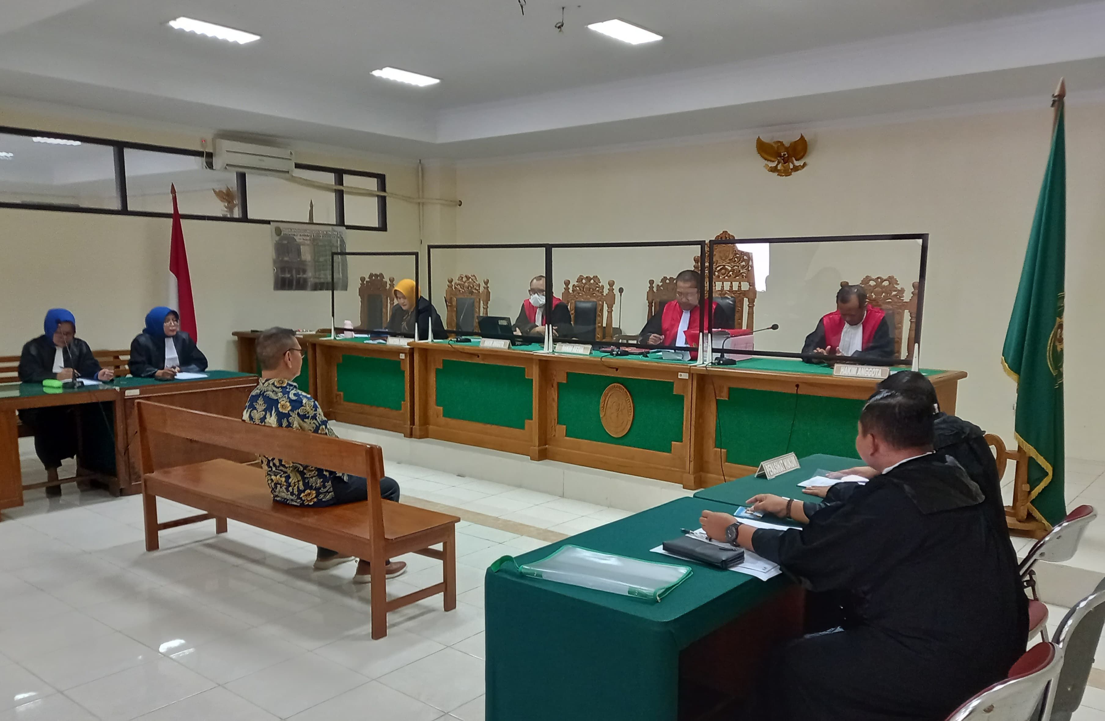Terdakwa Nur Effendi Tipikor PT. Taru Martani Yogyakarta Hadir Dalam Persidangan, Negara Rugi 18 Miliar Rupiah Lebih