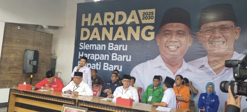 Cabup - Cawabup Sleman Harda - Danang Gencarkan Program Satu Keluarga Satu Sarjana
