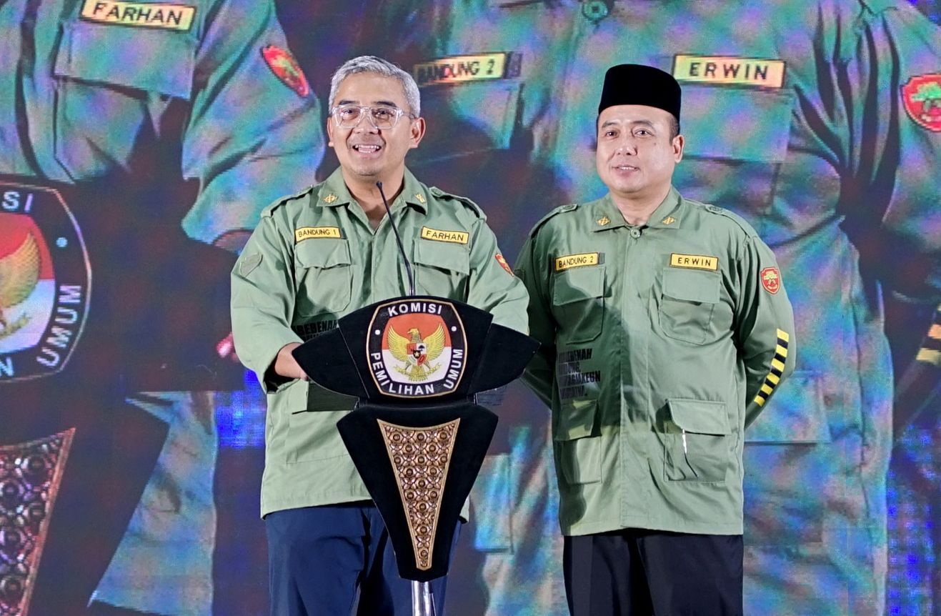 Farhan-Erwin Raih Elektabilitas Tertinggi dalam Survei Pilkada Bandung