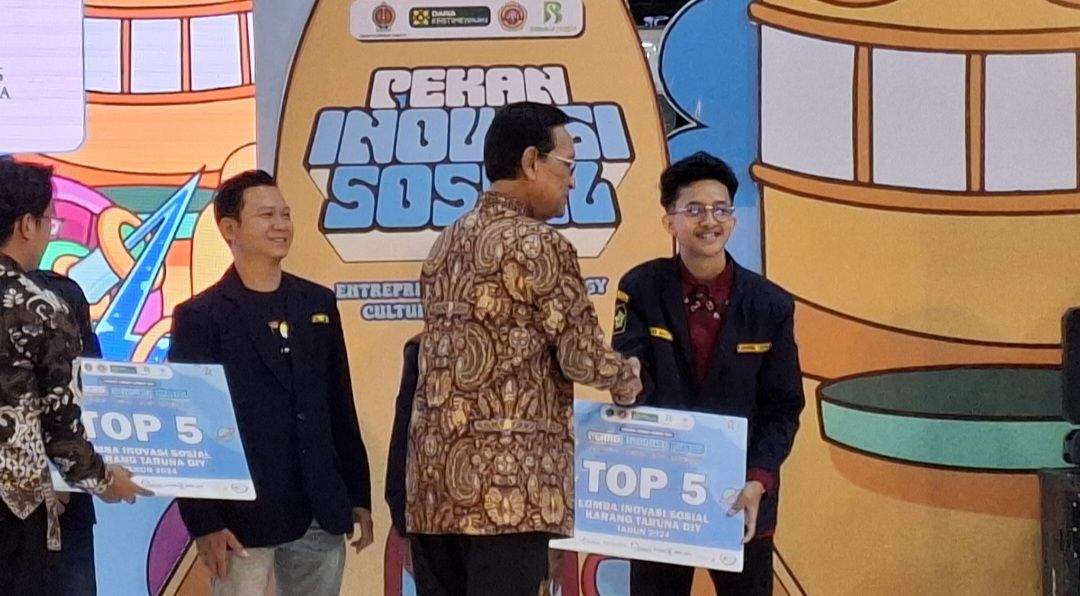 Beri Penghargaan pada Karang Taruna, Sultan HB X : Semoga Tak Ada Lagi yang Miskin di DIY