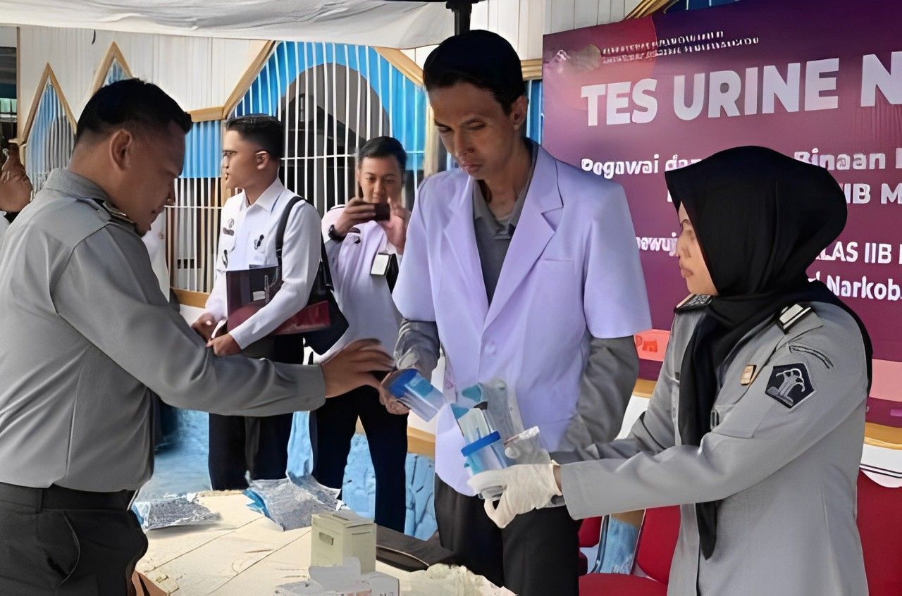 Tahanan dan Petugas Rutan Majene Jalani Tes Urine, Ini Hasilnya!