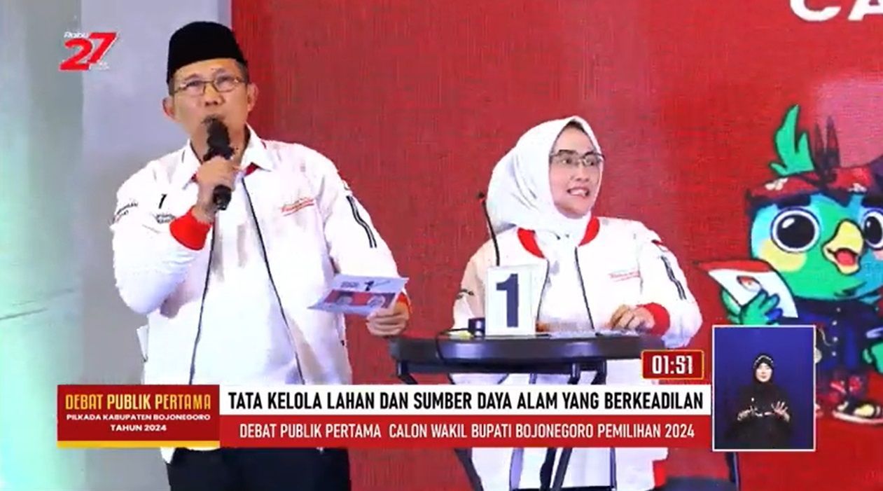 Debat Calon Wakil Bupati Bojonegoro Dihentikan KPU Usai Cawabup Panggil Cabup Naik Podium Berujung Rusuh