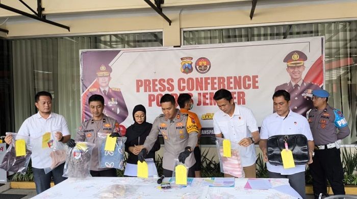 Mahasiswi Tewas di Jember Diduga Gagal Aborsi, Kapolres: Korban Minum Obat Gugur Kandungan, Pacar Ditetapkan Tersangka