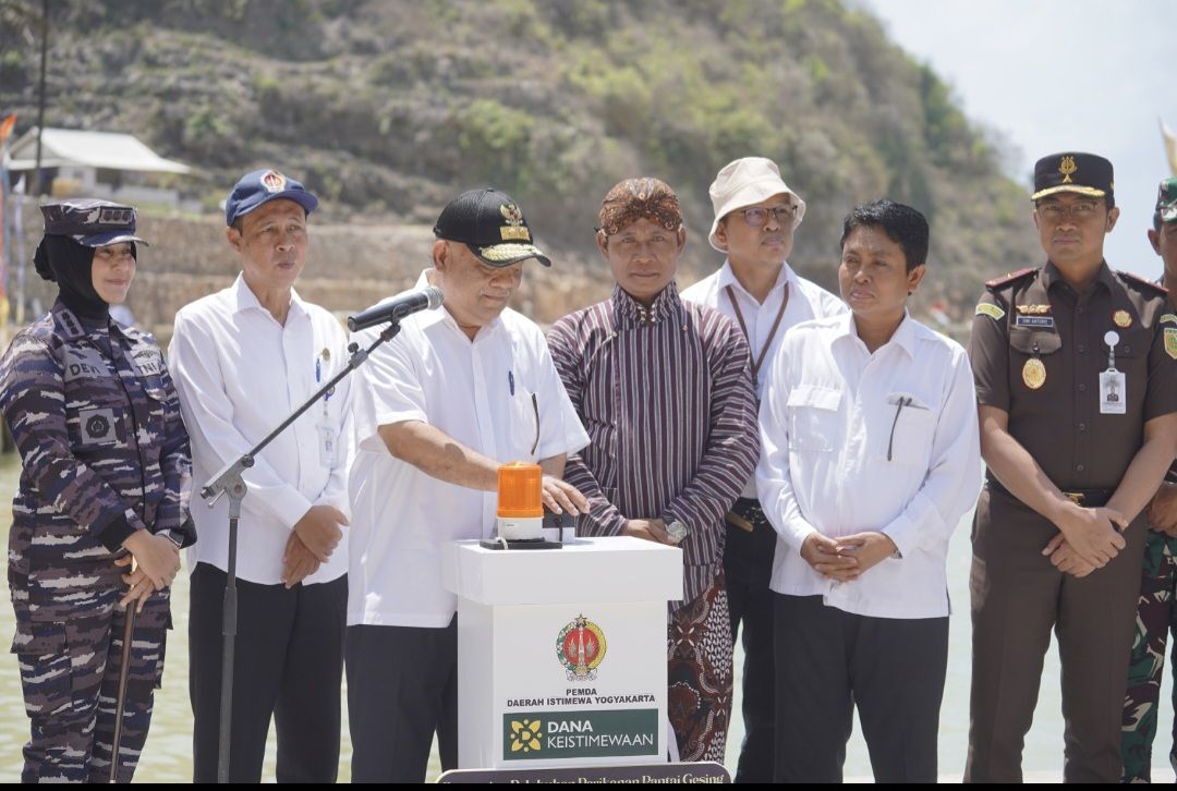 Wagub DIY Resmikan Pelabuhan PPP Gesing, Siap Suplai 5.000 Ton Ikan Per Tahun
