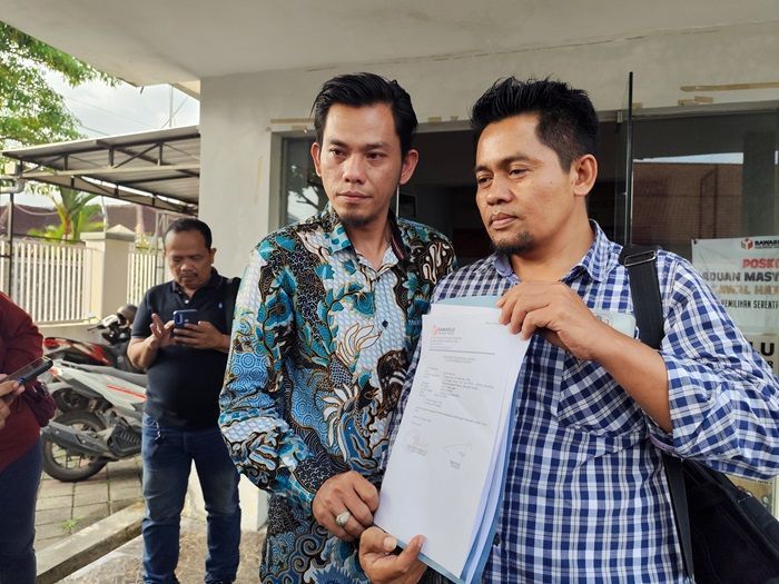 Diduga Cabup 02 Gus Fawait Belum Resmi Mundur Dari Anggota DPRD Provinsi, KPU Jember Dilaporkan ke Bawaslu