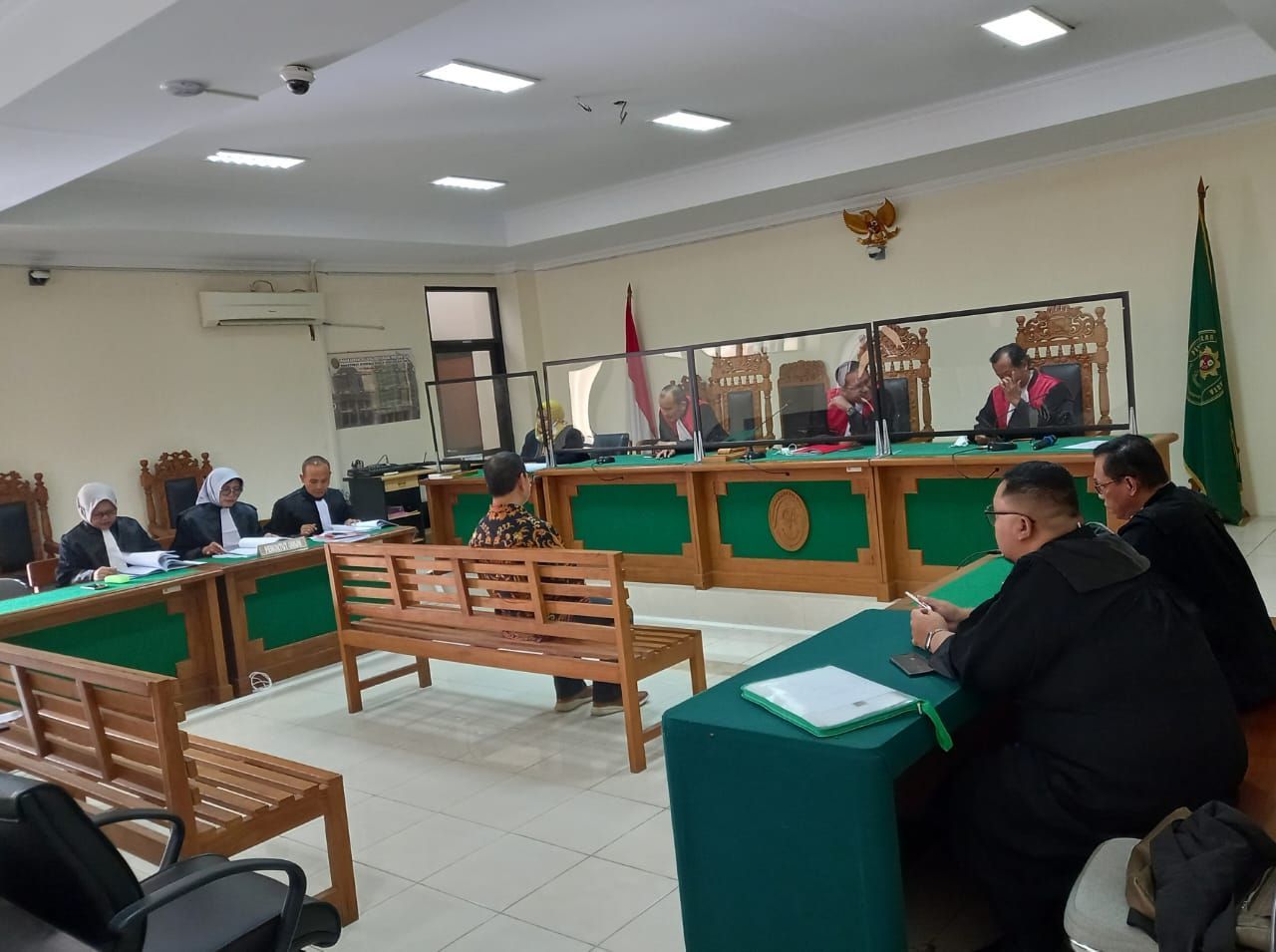 Hadiri Sidang Tuntutan, Terdakwa Pidana Korupsi Nur Effendi Dirut PT Taru Martani Yogyakarta Terancam Pidana 13 Tahun