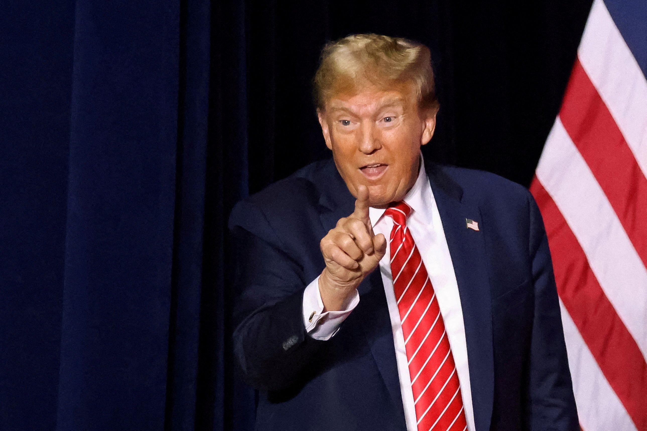 Donald Trump Bakal Deportasi Massal Imigran Ilegal Gunakan Militer