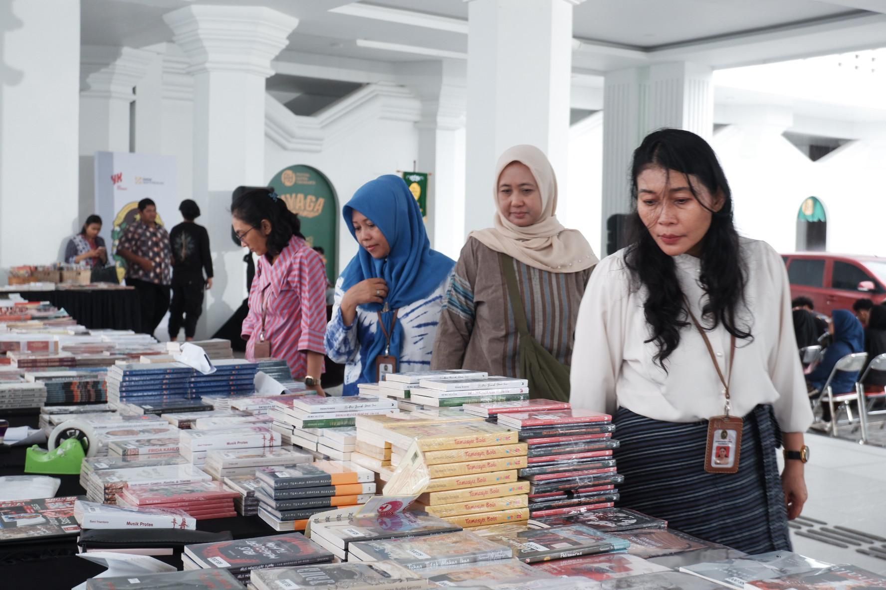 Kata Guru Besar UGM Soal Perhatian Pemerintah Terhadap Karya Sastra Dinilai Masih Minim