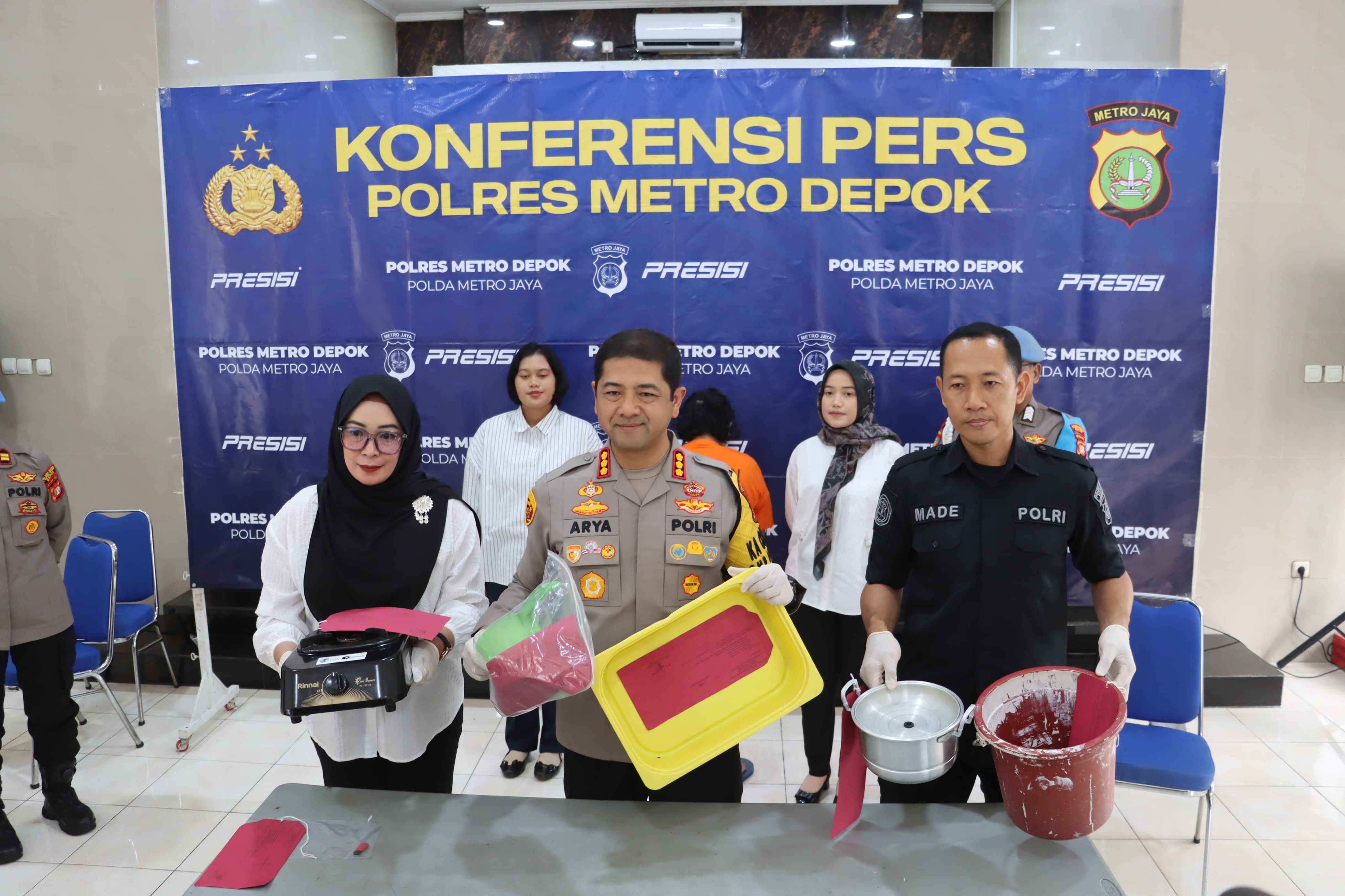 Sadis! Pengasuh Daycare di Depok Siram Bayi Pakai Air Panas
