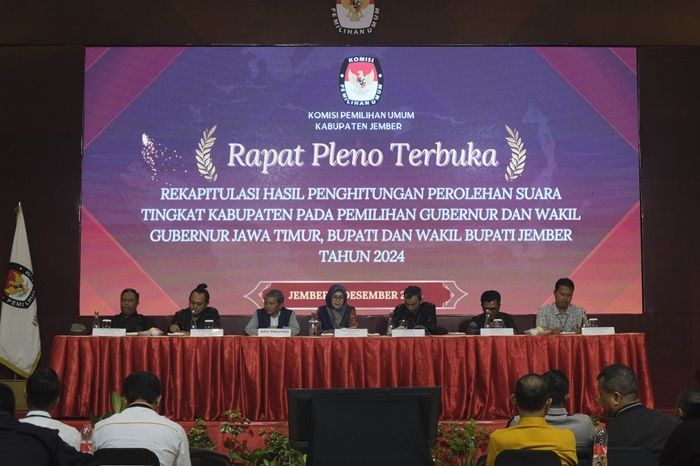 Proses Hitung Suara Pilkada Serentak 2024 di Jember Tingkat KPU Dijaga 120 Polisi-TNI