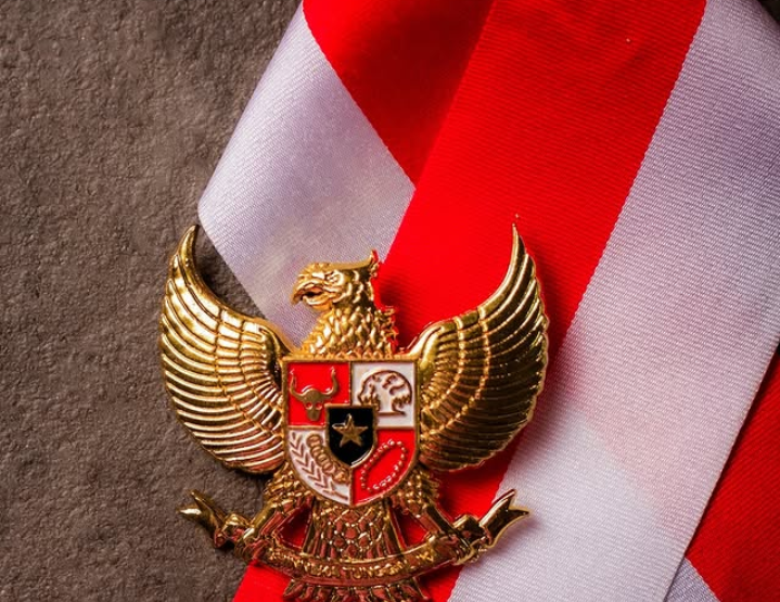 Tingkatkan Nasionalisme, Presiden Prabowo Wajibkan Lagu Kebangsaan Indonesia Raya Diputar Setiap Pukul 06.00