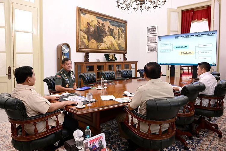 Terima KASAD Maruli Simanjuntak, Presiden Prabowo Bahas Capaian Program TNI AD