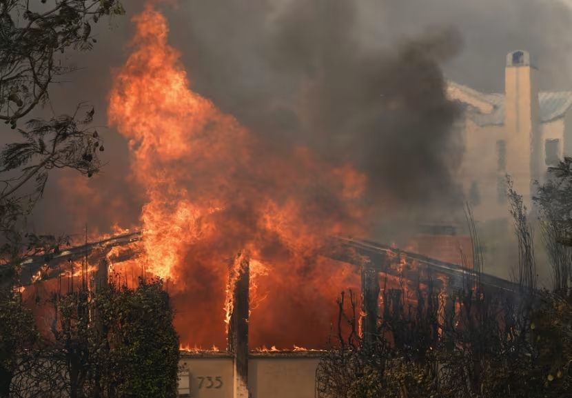 7 Fakta Kebakaran Hebat di Los Angeles: Lima Tewas, Puluhan Luka-Luka