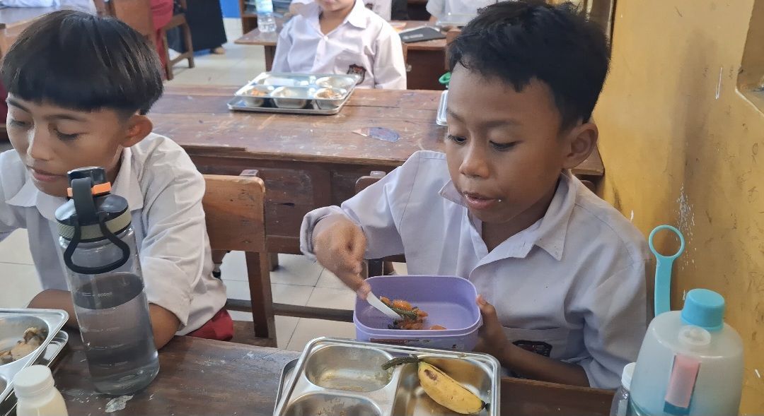 Sebanyak 167 Siswa SD Sleman Antusias Ikuti Program Makan Bergizi Gratis, Ada yang Bawa Pulang buat Ibu
