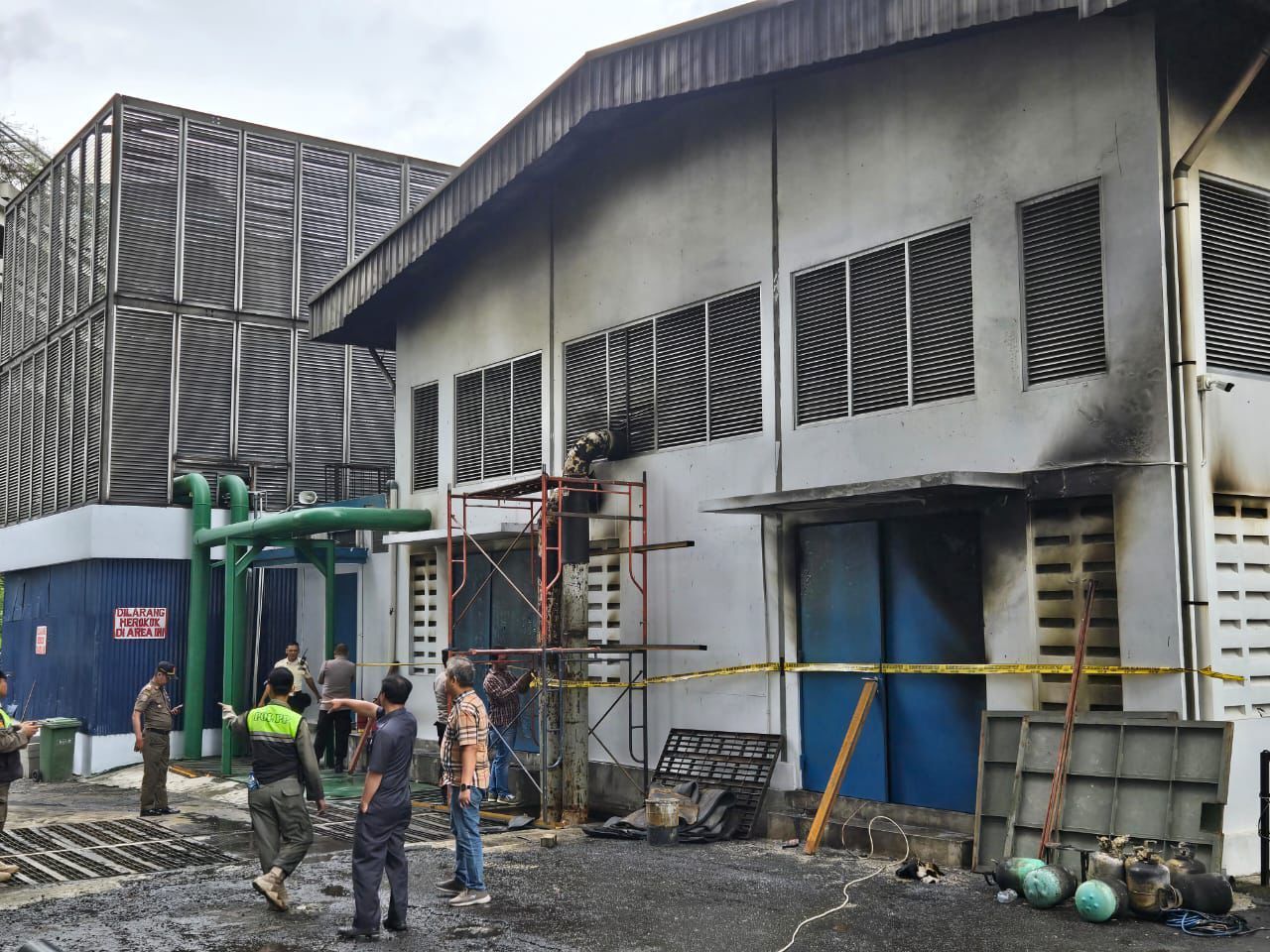 Kebakaran di Gedung Panin Bank Jakpus Siang Ini, Polisi Ungkap Penyebabnya
