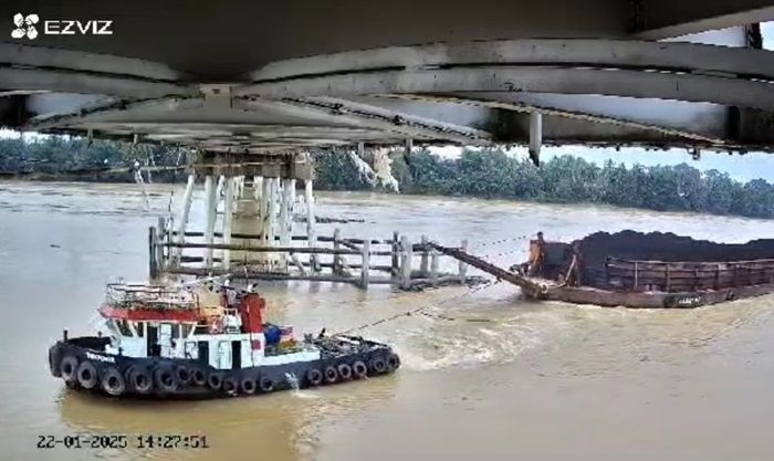 Polisi Periksa 10 Saksi Kasus Tongkang Tabrak Jembatan Tembesi Jambi, Nahkoda Terancam Tersangka