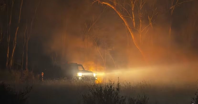 Kebakaran Hutan Meluas di Taman Nasional Australia Tenggara