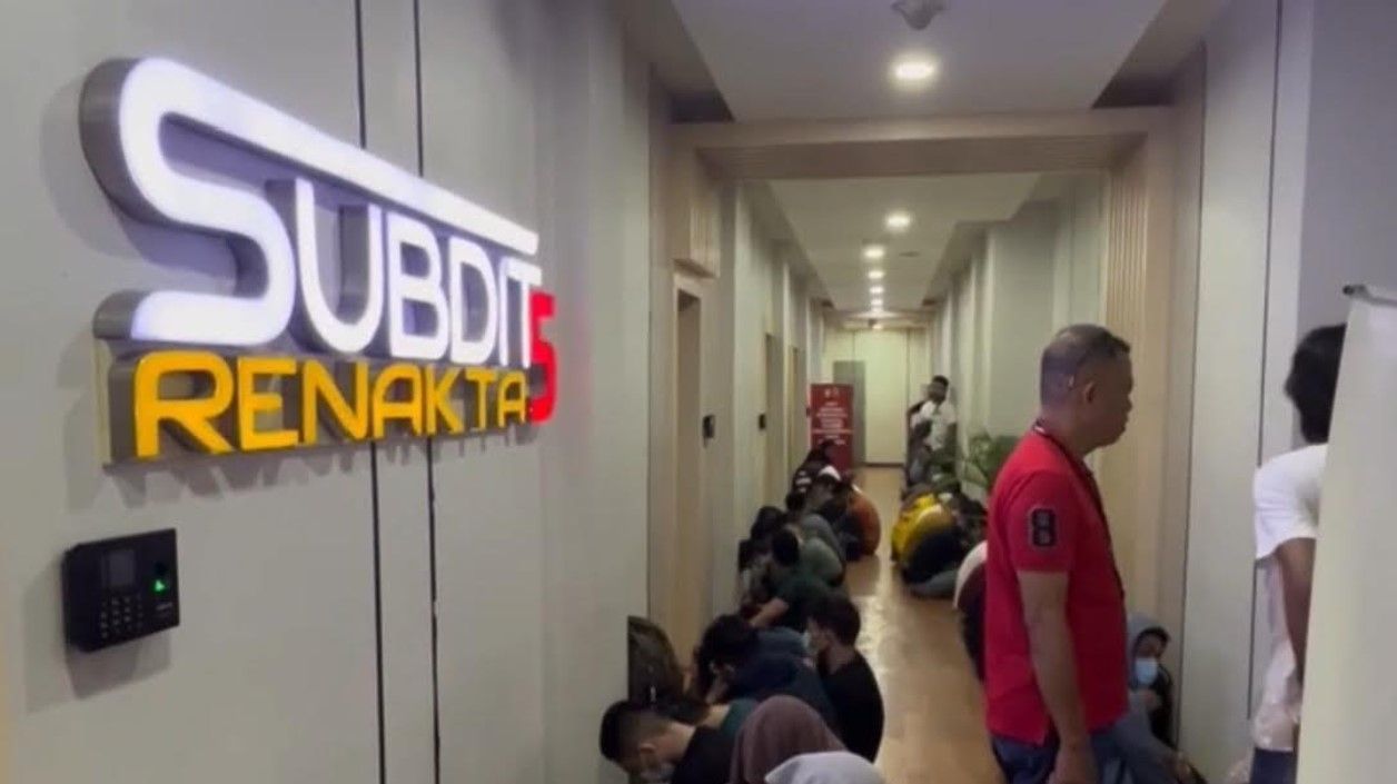 Polisi Beberkan Fakta Pesta Seks Sesama Jenis di Hotel Rasuna Sahid