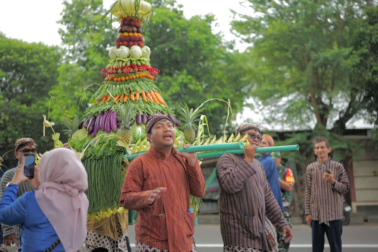 Sambut Ramadan 2025, Ratusan Warga Kota Yogya Ini Gelar Parade Gunungan, Artinya Filosofis