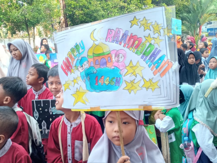Ratusan Santri di Sudimoro Gelar Pawai Ta’aruf Sambut Ramadhan 1446 H