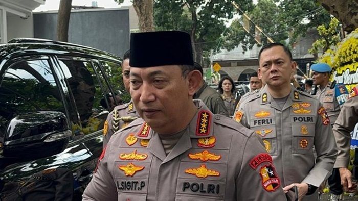 Datangi Rumah Duka Komjen Syafruddin, Kapolri: Polri Merasa Kehilangan!