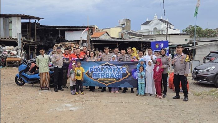 Duet Polantas Polda Metro dan Club Motor, Sebar Baksos Hingga Buku Cerita Anak