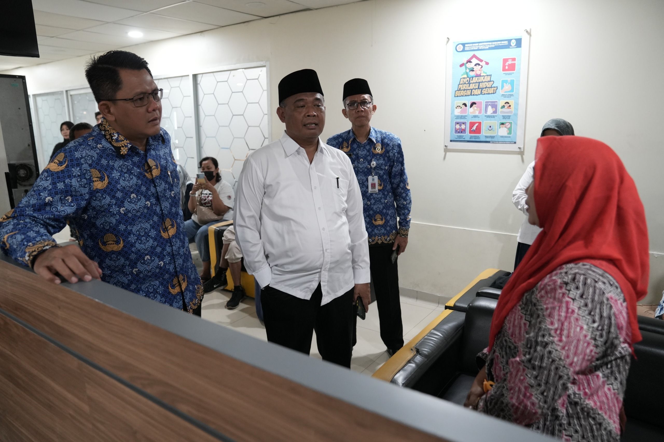 Bupati dan Wabup Sleman Jenguk Anak Korban Ledakan Petasan, Imbau ke Orang Tua untuk Waspada
