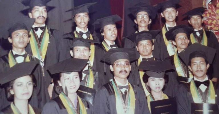UGM Kembali Klarifikasi, Tegaskan Ijazah dan Skripsi Jokowi Asli