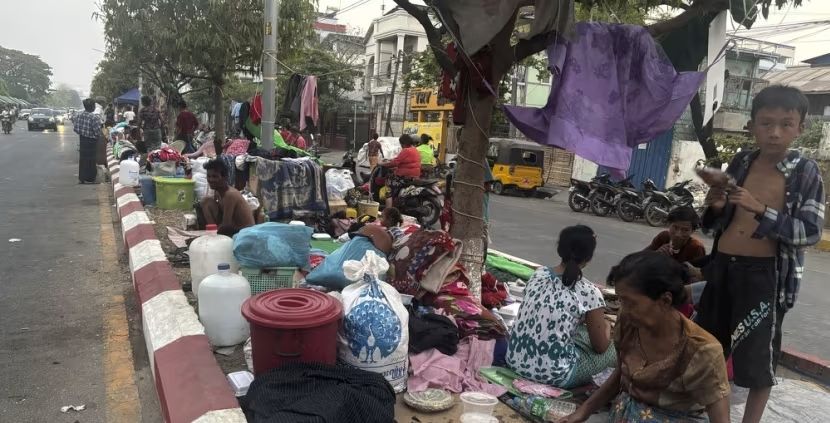 Korban Gempa Myanmar Tidur di Jalanan, Kekurangan Makanan dan Air