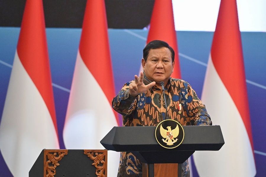 Strategi Presiden Prabowo Hadapi Tarif Impor AS: TKDN Dipermudah hingga Kuota Impor Dihapus 