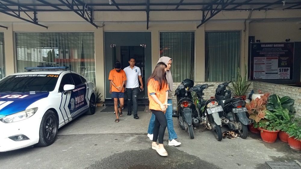 Viral Video Live Mesum Pasangan Muda di Jember, Ngaku Cari Gift karena Terdesak Kebutuhan Ekonomi