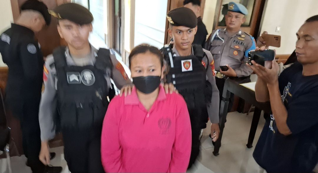 Sering Rewel, Wanita di Sleman Aniaya Anak Tirinya yang Berumur 4 Tahun!