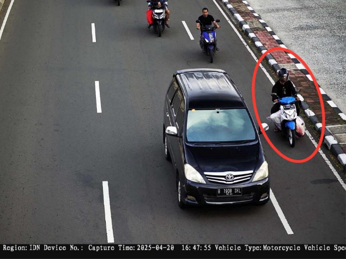 Merinding! Momen Pembunuh Pria dalam Karung di Daan Mogot Terekam CCTV