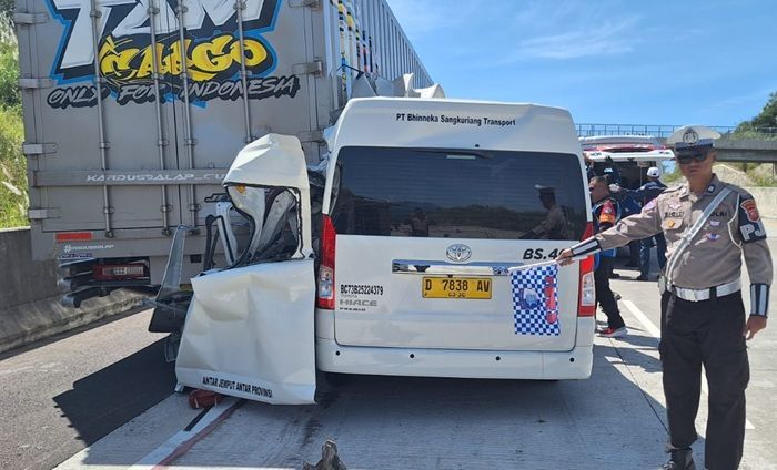 Kecelakaan Maut di Tol Cisumdawu, Banyak Korban Berjatuhan